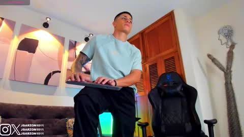 joan_soto online show from February 18, 12:45 pm