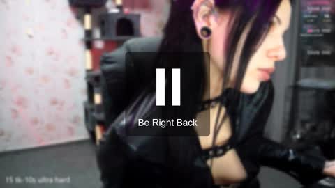 joan_wilson online show from March 5, 10:06 pm