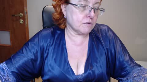 Joanna and Greg online show from December 13, 1:22 pm