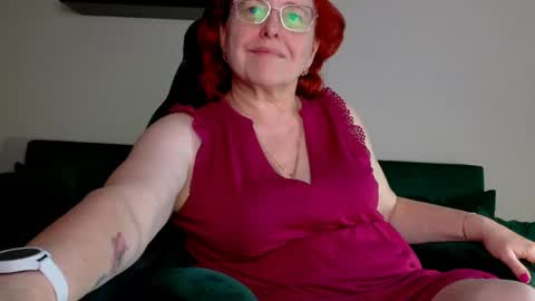 Joanna and Greg online show from June 1, 8:38 am
