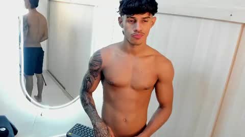 Snapshot of joao_da_silva19 chatting on June 12, 1:21 pm Joao Da Silva online show from June 12, 1:21 pm