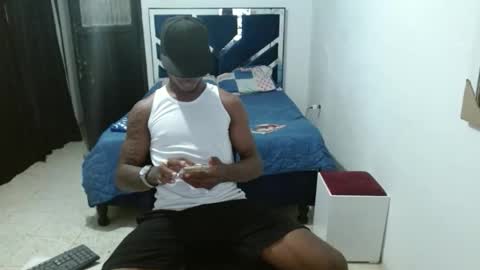 Snapshot of joao_leao chatting on September 9, 7:35 pm joao_leao online show from September 9, 7:35 pm