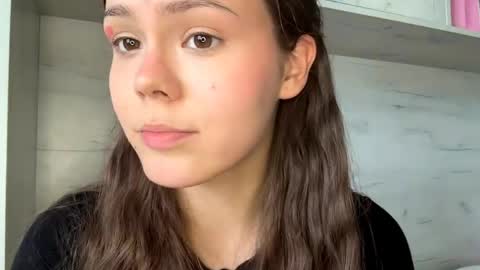 Snapshot of jodeesolarz chatting on April 1, 9:21 am Mila online show from April 1, 9:21 am
