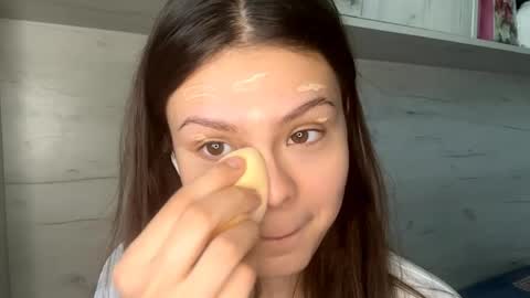 Snapshot of jodeesolarz chatting on April 13, 9:48 am Mila online show from April 13, 9:48 am
