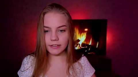 Snapshot of jodiewithgreen chatting on September 19, 8:31 pm Jodie 3 returning TODAY online show from September 19, 8:31 pm