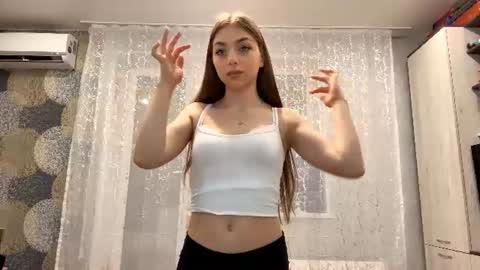 Kate online show from June 14, 5:59 pm