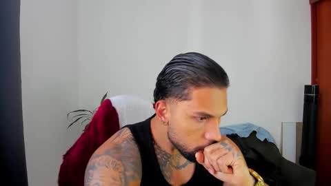 joe_esthetic online show from October 15, 12:27 pm