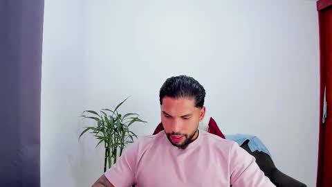 joe_esthetic online show from October 31, 7:37 pm