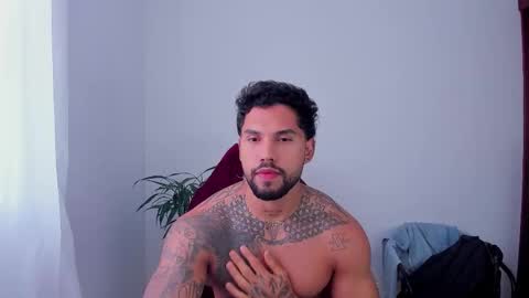 joe_esthetic online show from December 2, 1:50 pm