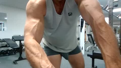 joe_smith5679 online show from August 4, 8:22 pm