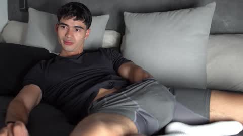 Snapshot of joe_steel1 chatting on February 27, 9:37 pm joe_steel1 online show from February 27, 9:37 pm