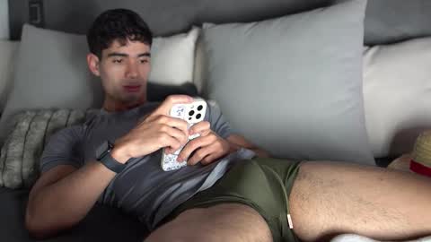 Snapshot of joe_steel1 chatting on March 6, 11:45 pm joe_steel1 online show from March 6, 11:45 pm