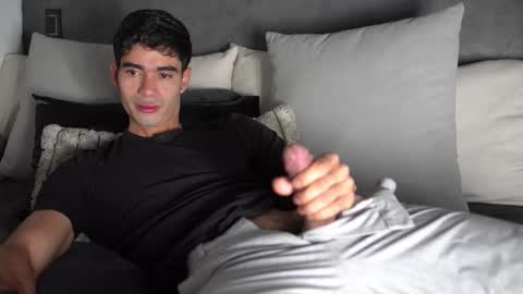 Snapshot of joe_steel1 chatting on March 13, 6:14 pm joe_steel1 online show from March 13, 6:14 pm