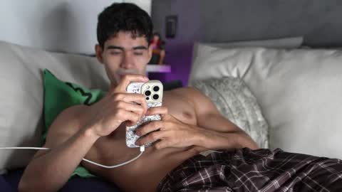 Snapshot of joe_steel1 chatting on June 8, 1:50 am joe_steel1 online show from June 8, 1:50 am