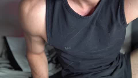 Snapshot of joe_steel1 chatting on June 23, 1:25 am joe_steel1 online show from June 23, 1:25 am