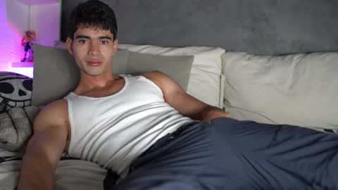Snapshot of joe_steel1 chatting on July 2, 10:38 pm joe_steel1 online show from July 2, 10:38 pm