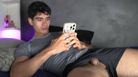 Snapshot of joe_steel1 chatting on July 15, 12:05 am joe_steel1 online show from July 15, 12:05 am