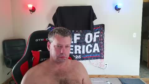 Snapshot of joejoe__ chatting on June 14, 4:42 pm joejoe__ online show from June 14, 4:42 pm