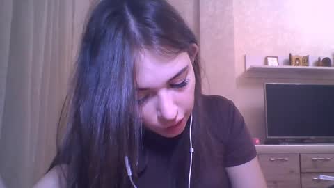 Jennifer online show from November 5, 5:13 pm