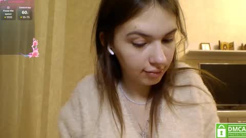 Jennifer online show from February 22, 7:23 pm