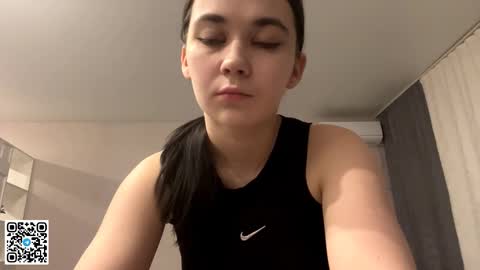 Emilia  or Emi online show from January 18, 6:44 pm