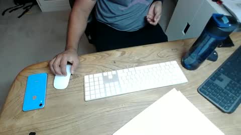 joeshades21 online show from February 3, 8:41 am