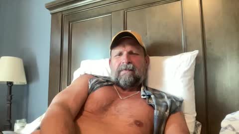 joestros online show from October 8, 8:17 pm