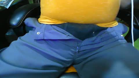 joeyballs123 online show from June 10, 11:35 pm