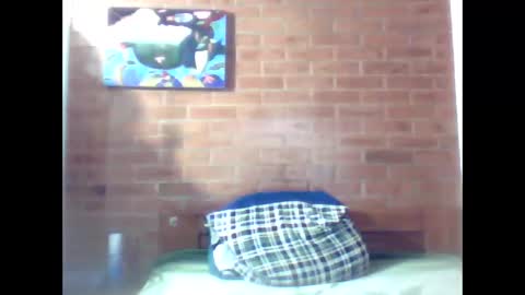 Snapshot of johan70nsexy chatting on October 13, 11:27 pm johan70nsexy online show from October 13, 11:27 pm