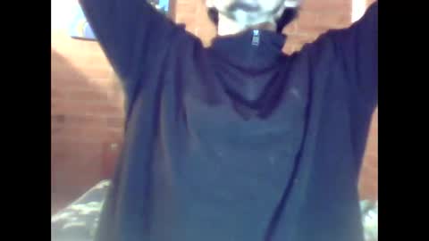 Snapshot of johan70nsexy chatting on November 4, 1:21 pm johan70nsexy online show from November 4, 1:21 pm