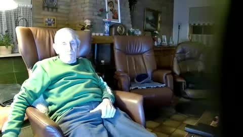 johan7 heet online show from December 14, 4:31 pm