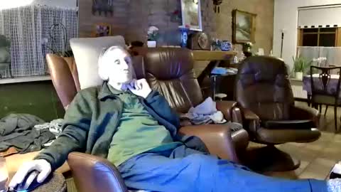 Snapshot of johan7_heet chatting on November 19, 9:48 pm johan7 heet online show from November 19, 9:48 pm