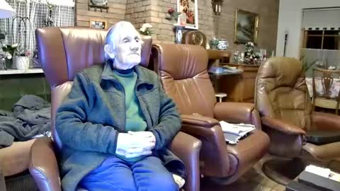 Snapshot of johan7_heet chatting on December 16, 4:45 pm johan7 heet online show from December 16, 4:45 pm