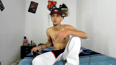 johan_and_antonella online show from January 17, 4:36 pm