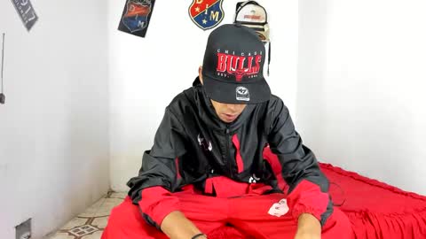 johan_and_antonella online show from February 3, 5:29 am