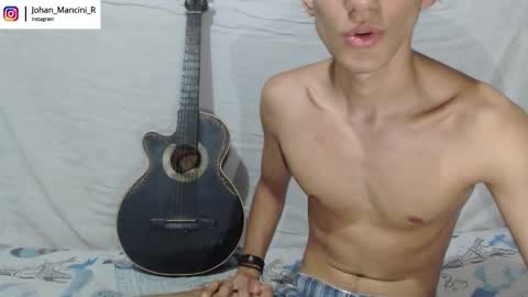 johan_mancini_r online show from December 4, 9:01 pm