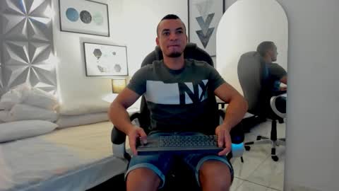 johan online show from December 16, 11:15 am