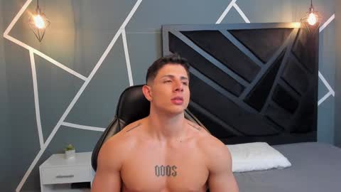 Johan Williams online show from December 24, 10:22 am