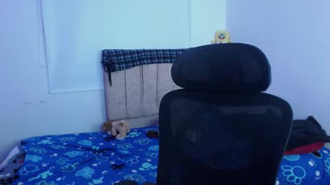 Snapshot of johanleonsweetboy chatting on September 17, 5:25 pm JOHAN independient model online show from September 17, 5:25 pm