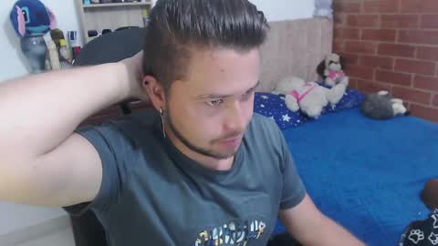 JOHAN independient model online show from April 8, 4:29 pm