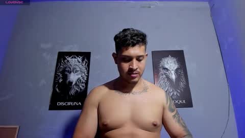 Snapshot of johansmith__ chatting on March 26, 2:50 am Johan Smith online show from March 26, 2:50 am