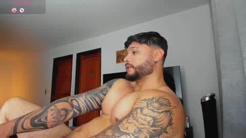 King -    online show from December 10, 2:05 am