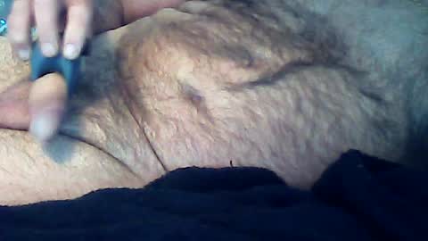 Snapshot of john091254 chatting on June 17, 7:44 am john091254 online show from June 17, 7:44 am