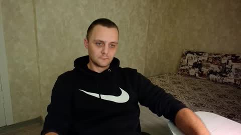 Snapshot of john_3019 chatting on November 13, 9:08 am John online show from November 13, 9:08 am