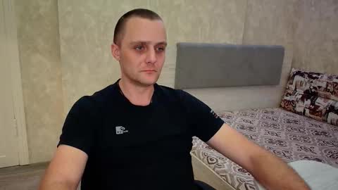 Snapshot of john_3019 chatting on February 22, 8:51 pm John online show from February 22, 8:51 pm