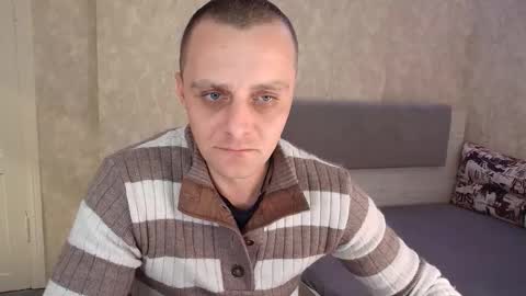 Snapshot of john_3019 chatting on March 12, 7:31 pm John online show from March 12, 7:31 pm