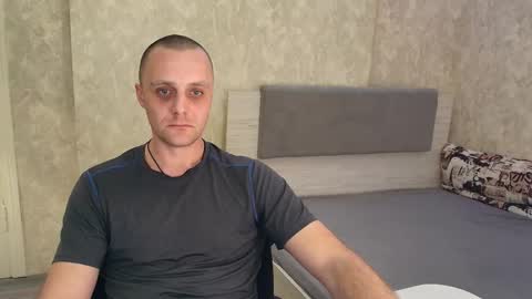 John online show from April 3, 7:12 pm