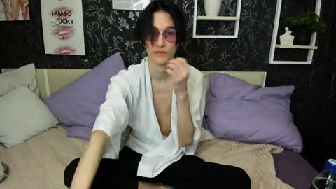 Snapshot of john__strong chatting on May 31, 1:18 pm john__strong online show from May 31, 1:18 pm