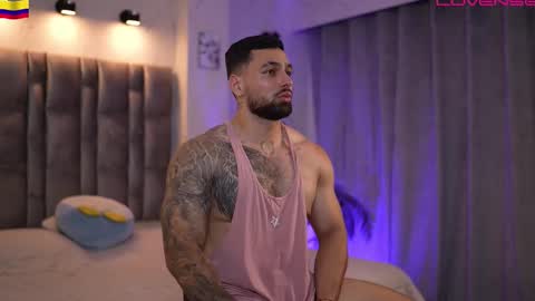 john online show from February 5, 12:04 am