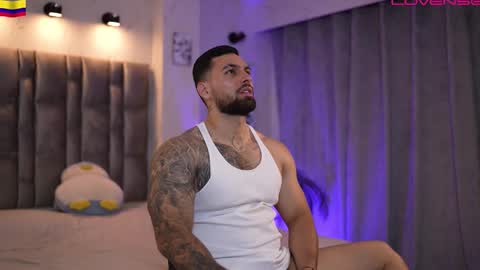 john online show from February 5, 10:36 pm